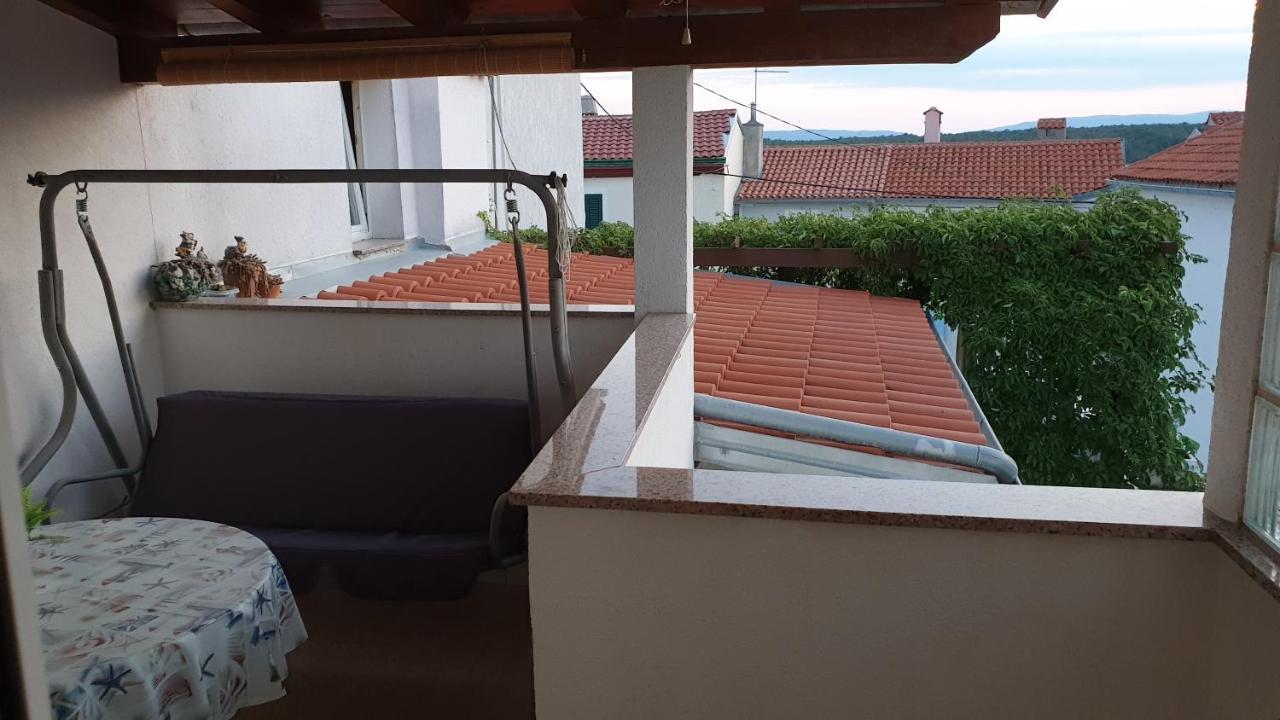 Apartman Dinka Punat Exterior photo